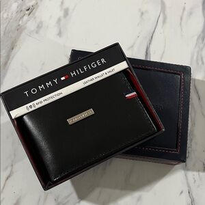 Tommy Hilfiger Black Leather Wallet